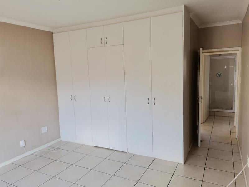 To Let 2 Bedroom Property for Rent in Vredekloof Western Cape
